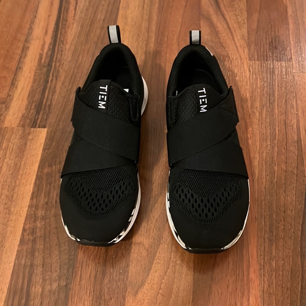 Tiem cycling shoes. Size 5.5